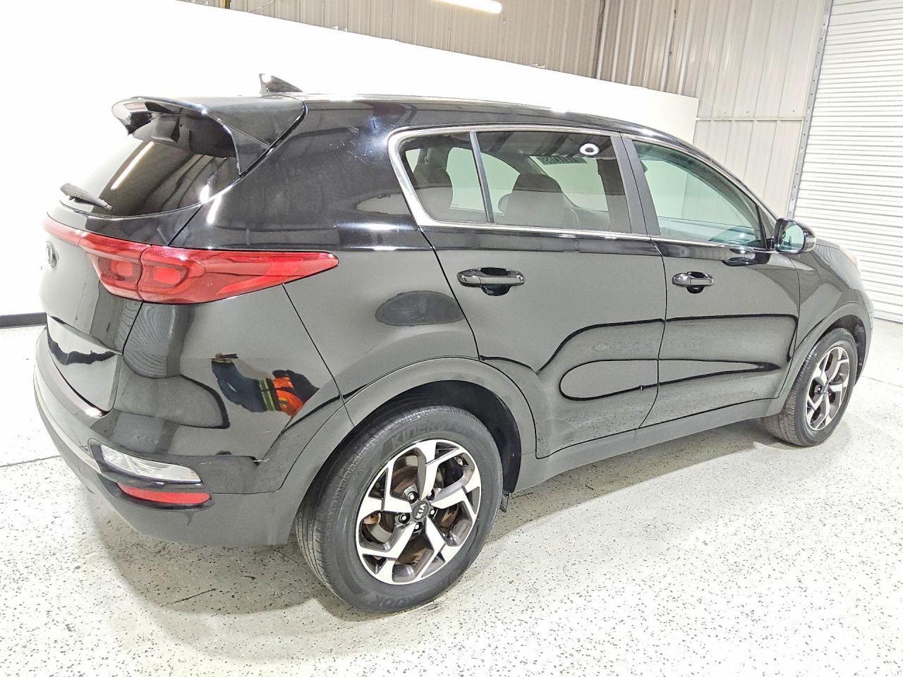 2020 KIA SPORTAGE LX photo 3