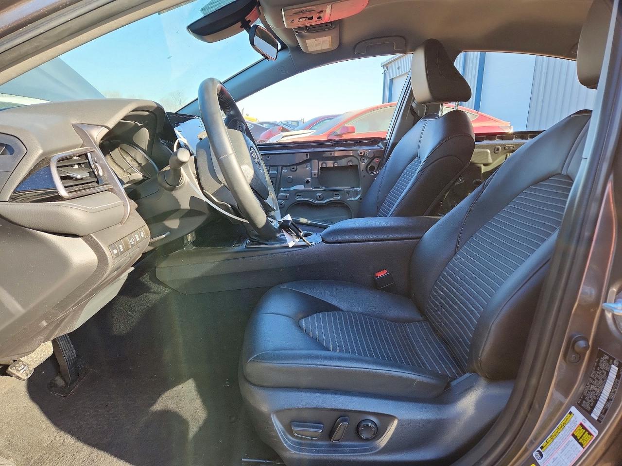 2022 TOYOTA CAMRY SE photo 7