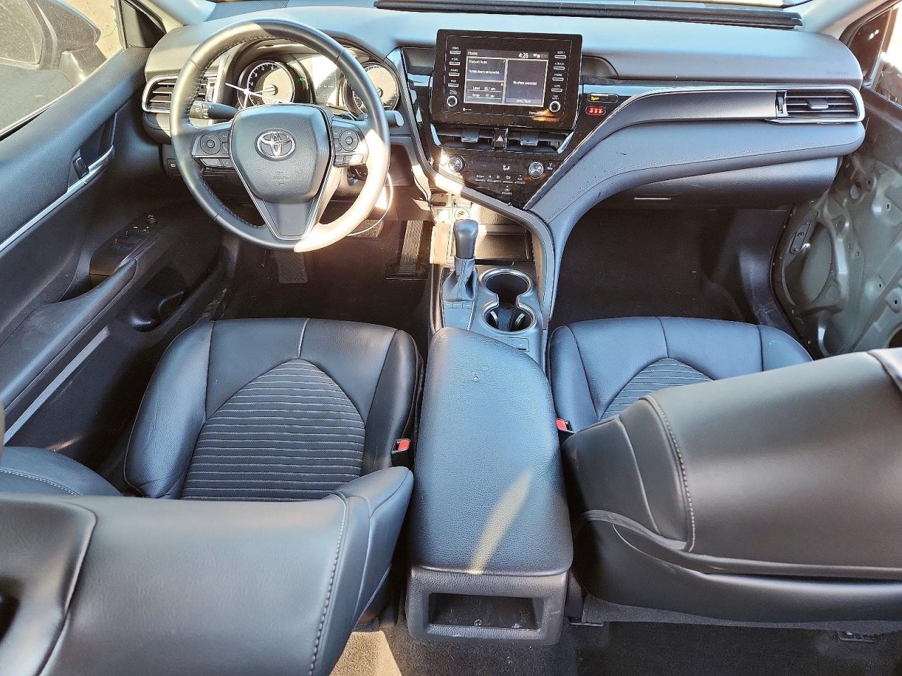 2022 TOYOTA CAMRY SE photo 8