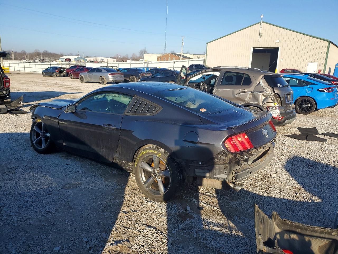 2016 FORD MUSTANG photo 2