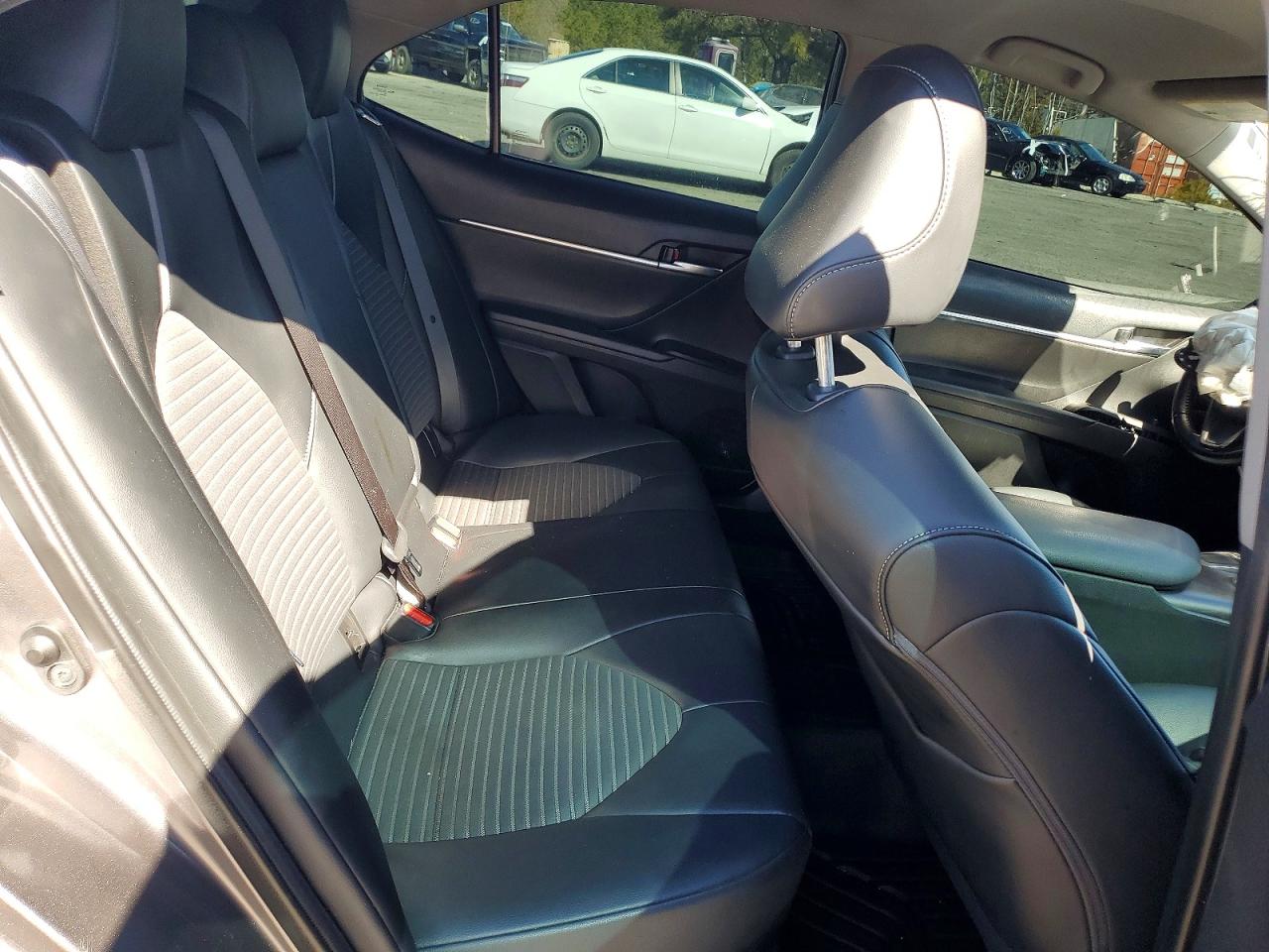 2022 TOYOTA CAMRY SE photo 10