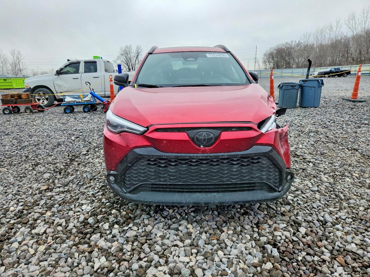 2025 TOYOTA COROLLA CROSS SE photo 5