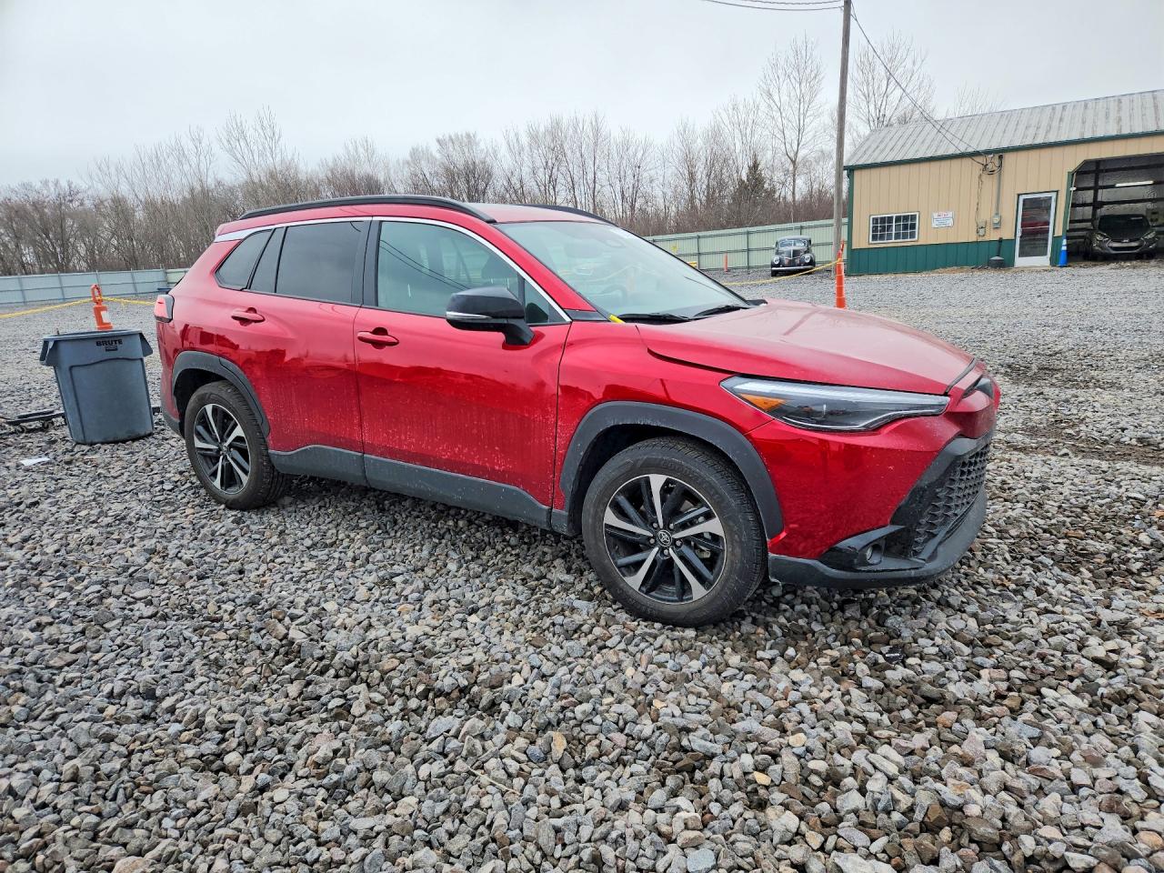 2025 TOYOTA COROLLA CROSS SE photo 4