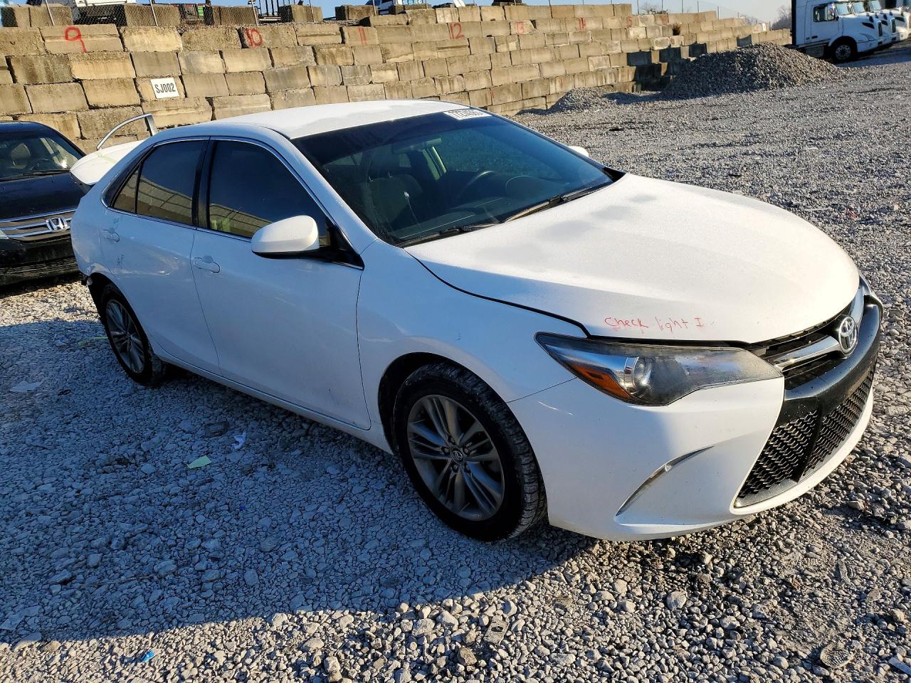 2017 TOYOTA CAMRY LE photo 4