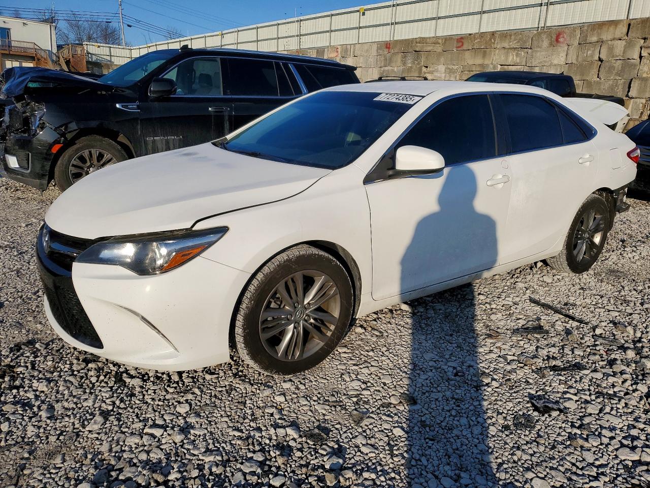 2017 TOYOTA CAMRY