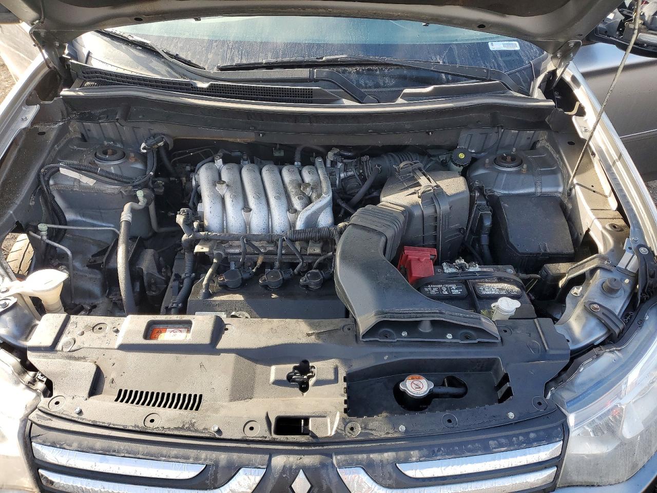 2014 MITSUBISHI OUTLANDER GT photo 12