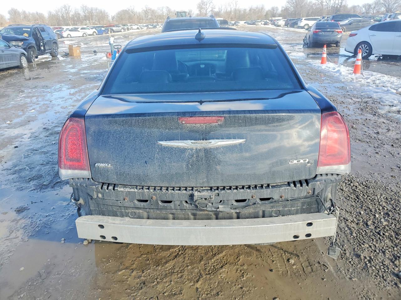 2015 CHRYSLER 300 S photo 6