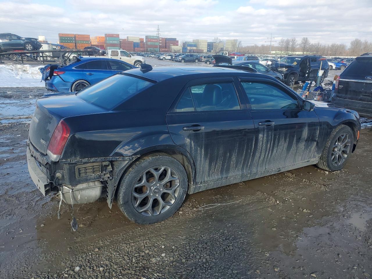 2015 CHRYSLER 300 S photo 3