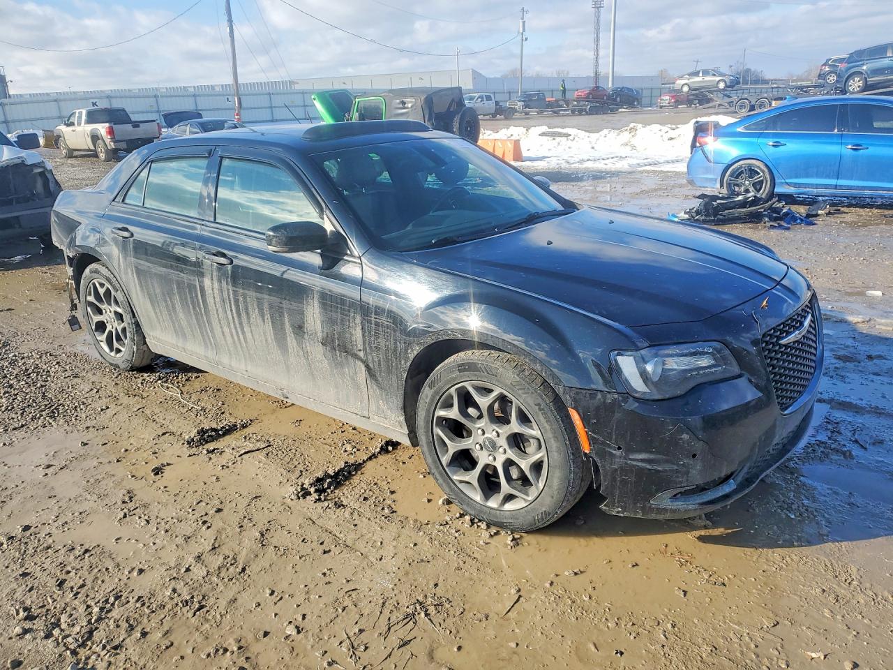 2015 CHRYSLER 300 S photo 4
