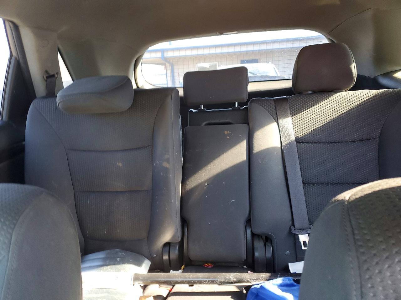 2011 KIA SORENTO LX photo 28