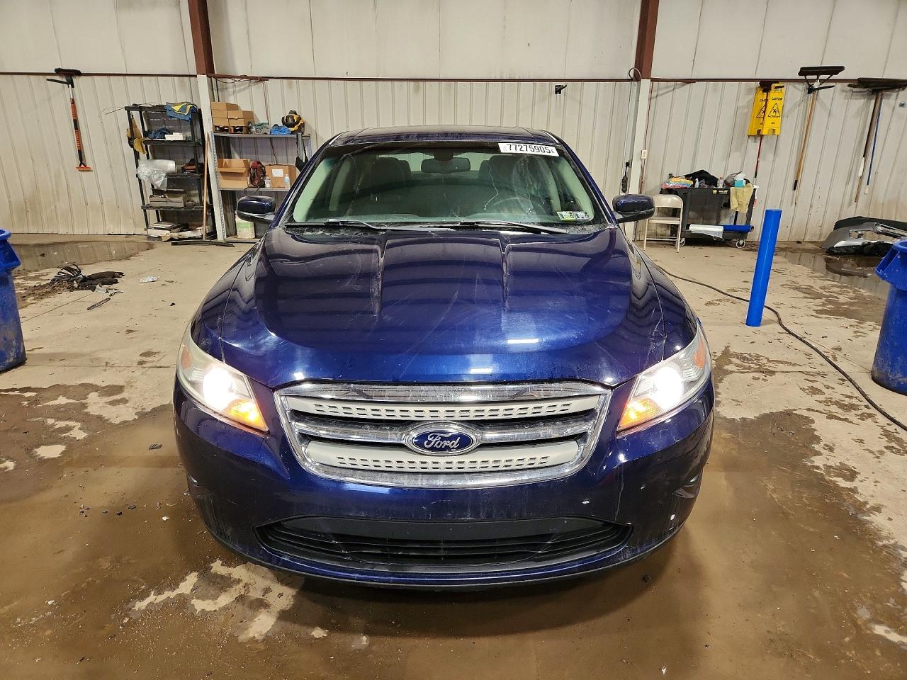 2011 FORD TAURUS SEL photo 9