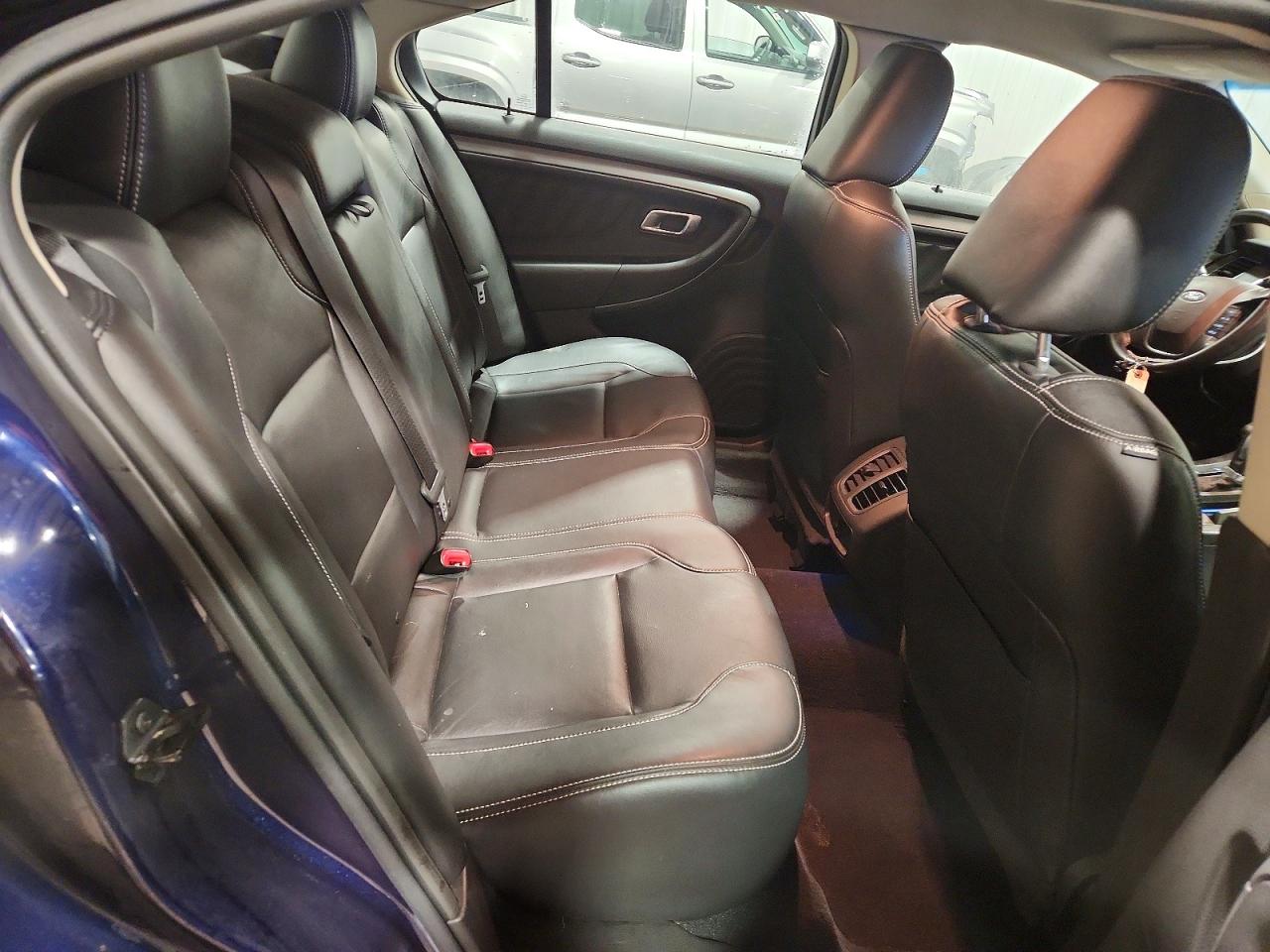 2011 FORD TAURUS SEL photo 19