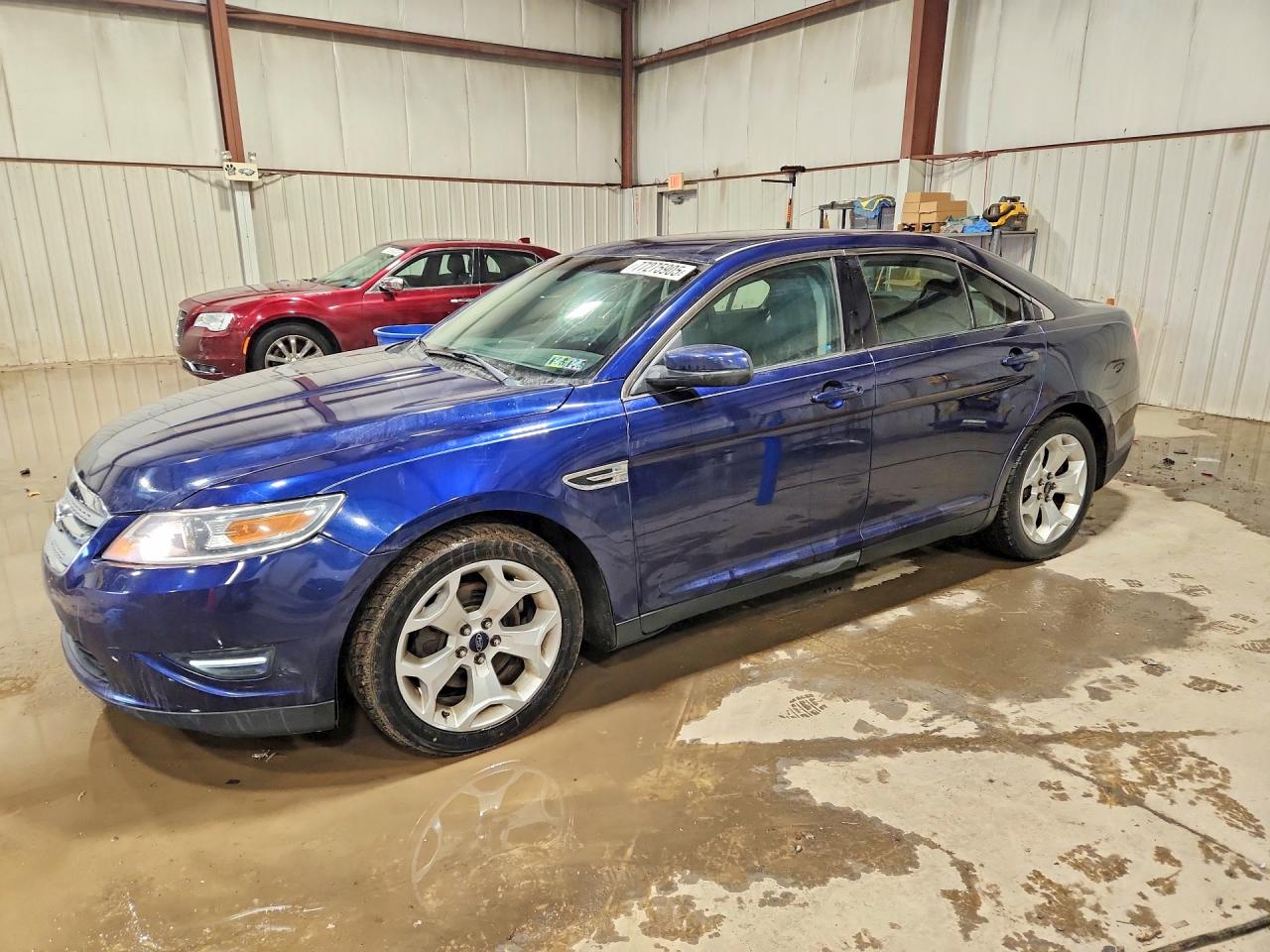 2011 FORD TAURUS