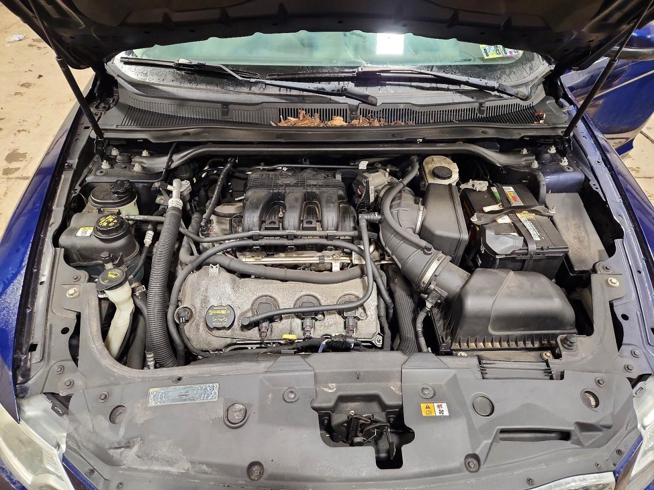 2011 FORD TAURUS SEL photo 21