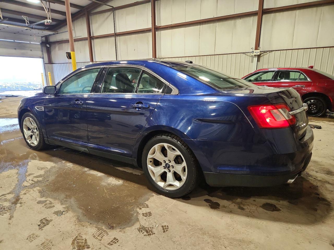 2011 FORD TAURUS SEL photo 3
