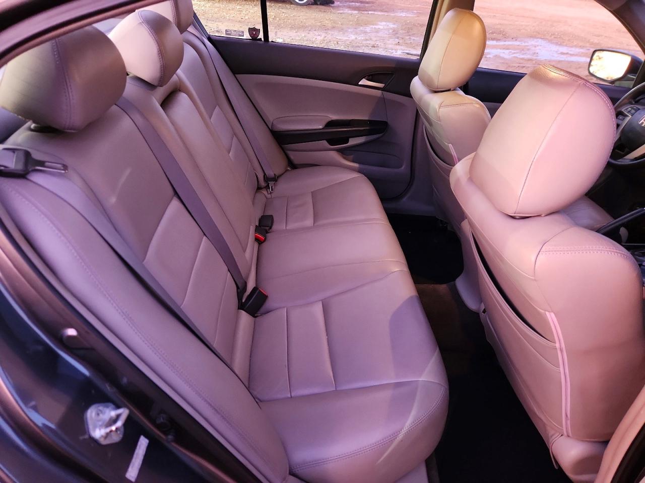 2009 HONDA ACCORD LXP photo 10