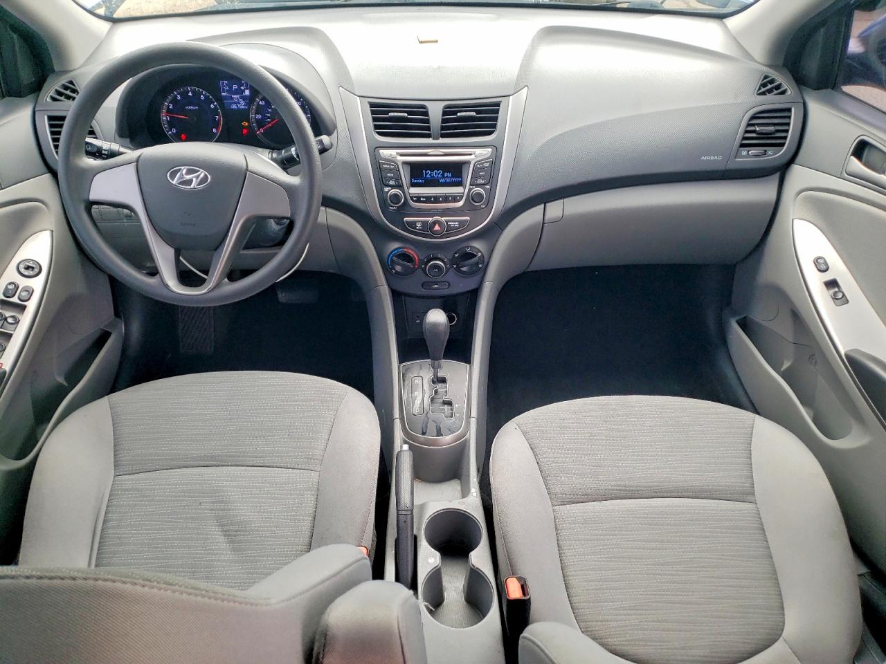 2016 HYUNDAI ACCENT SE photo 8