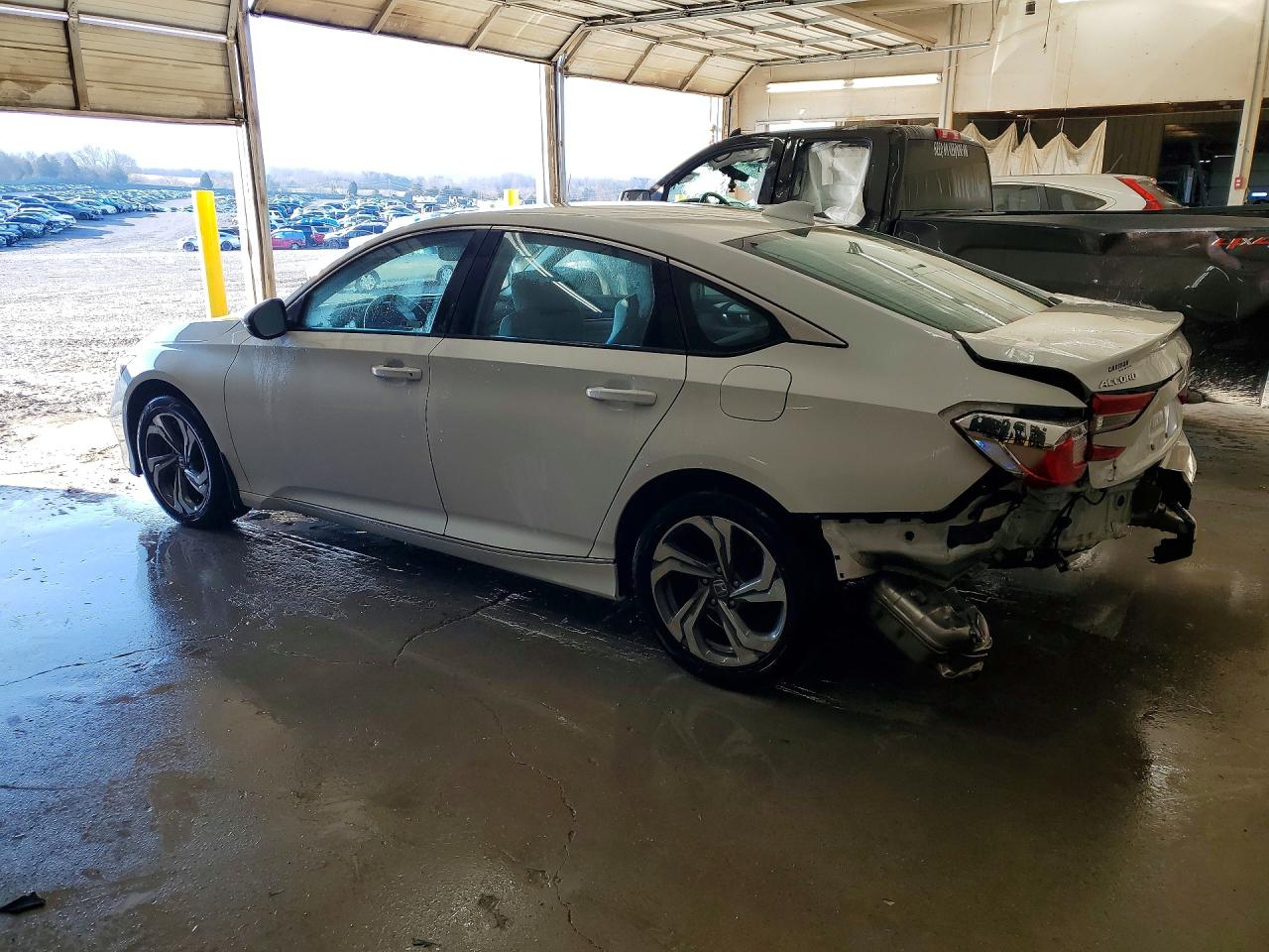 2018 HONDA ACCORD EXL photo 3