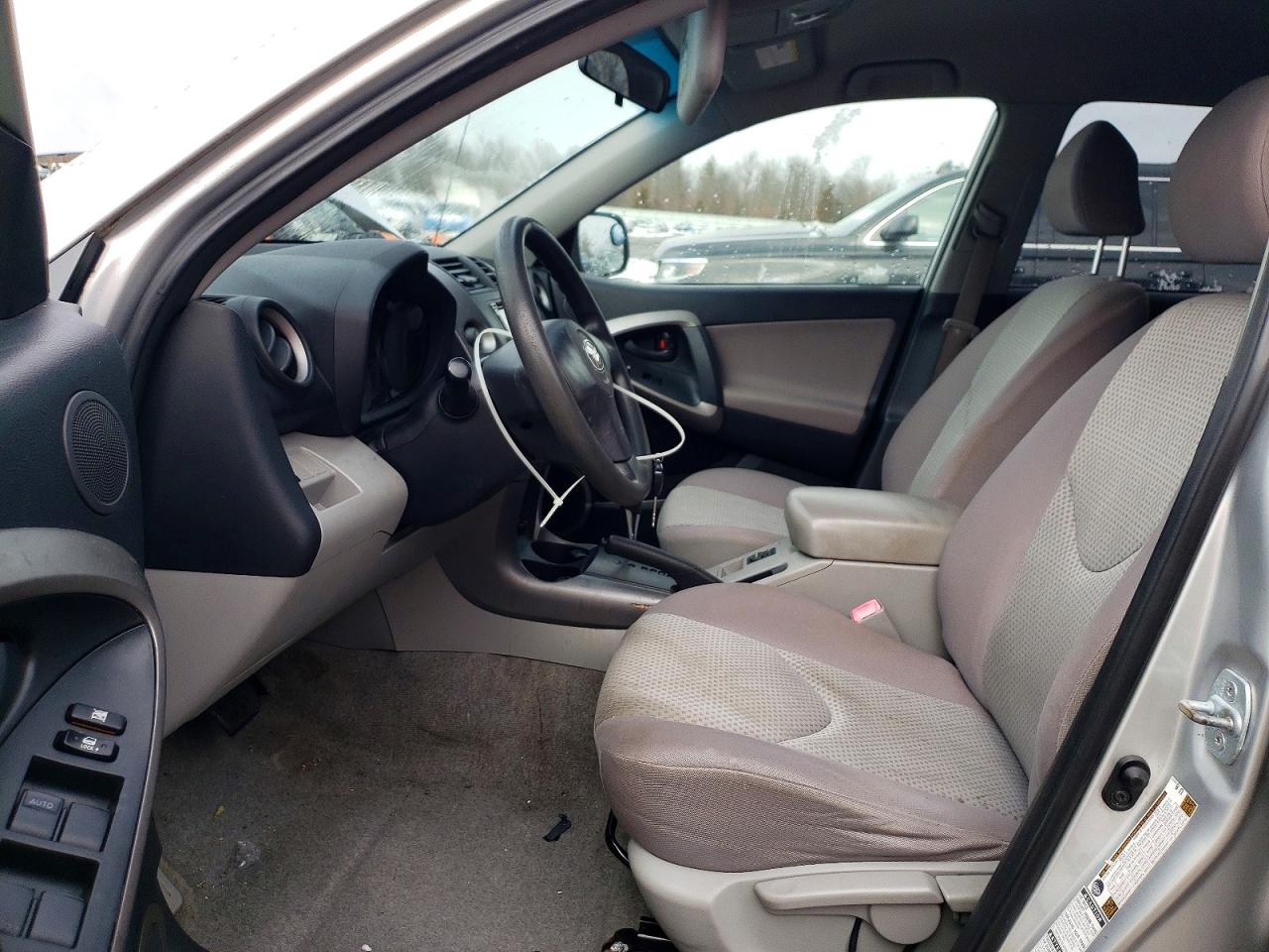 2007 TOYOTA RAV4 BASE photo 7