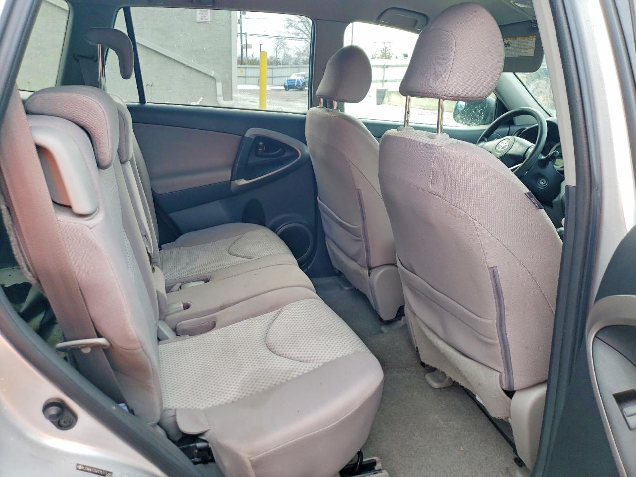 2007 TOYOTA RAV4 BASE photo 11