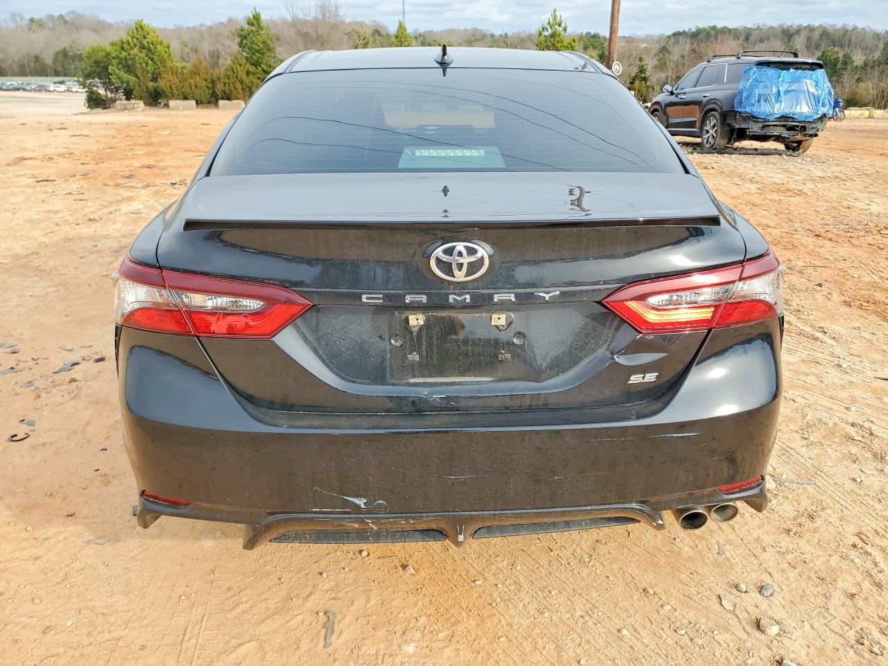 2021 TOYOTA CAMRY SE photo 11