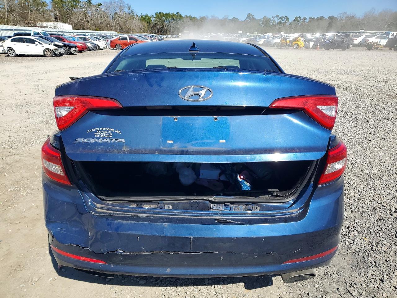 2015 HYUNDAI SONATA SE photo 6