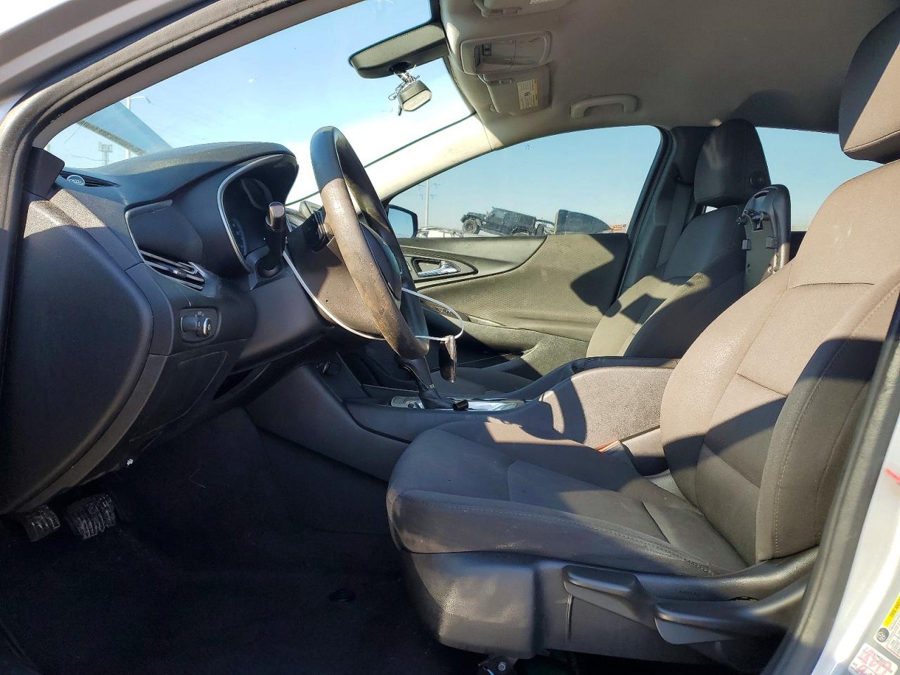 2018 CHEVROLET MALIBU LS photo 7
