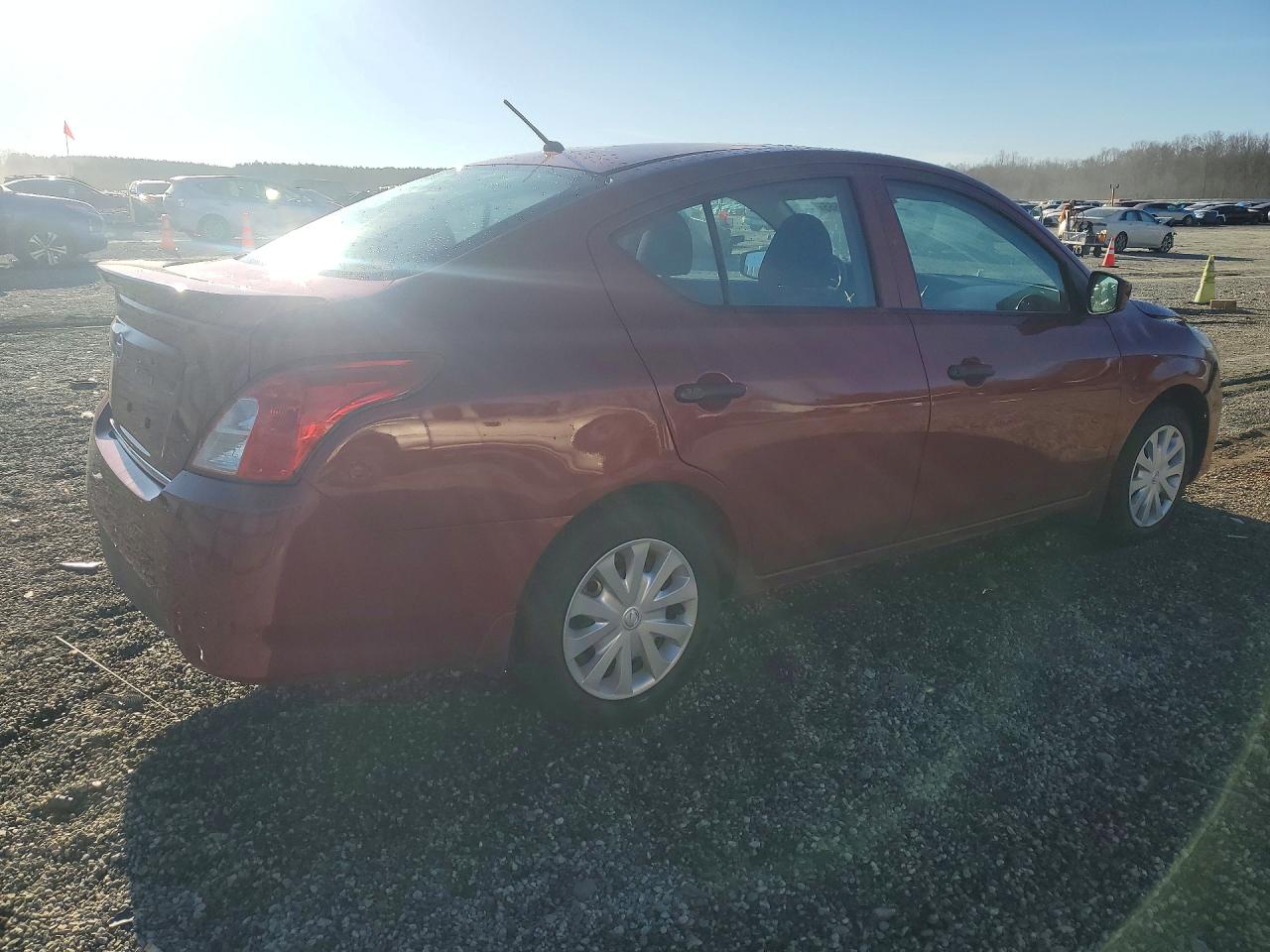 2018 NISSAN VERSA S PLUS photo 5