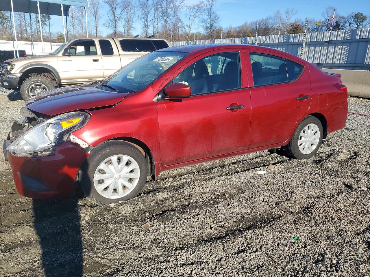2018 NISSAN VERSA