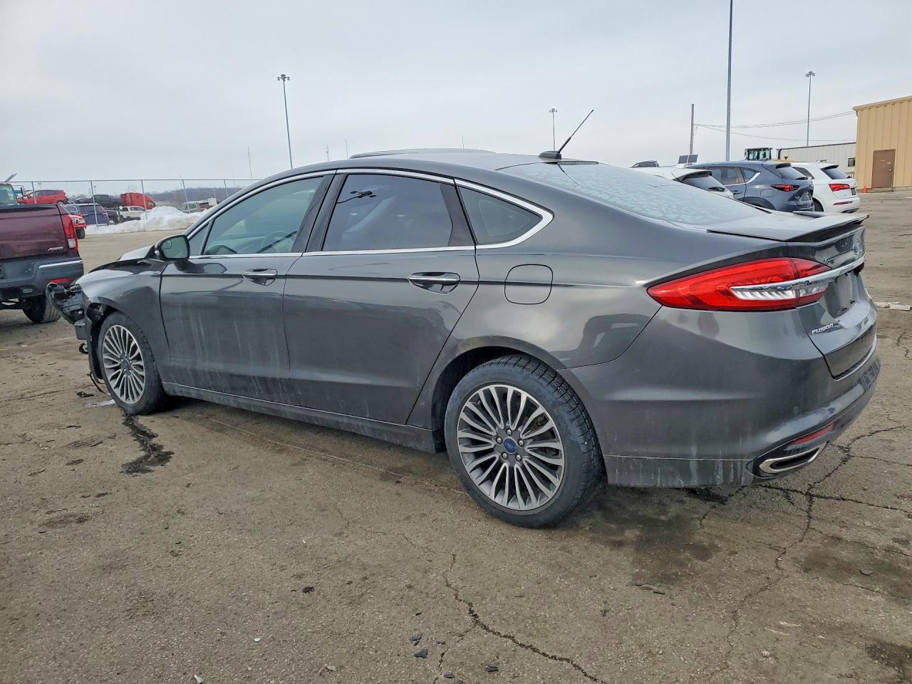 2017 FORD FUSION TITANIUM photo 4