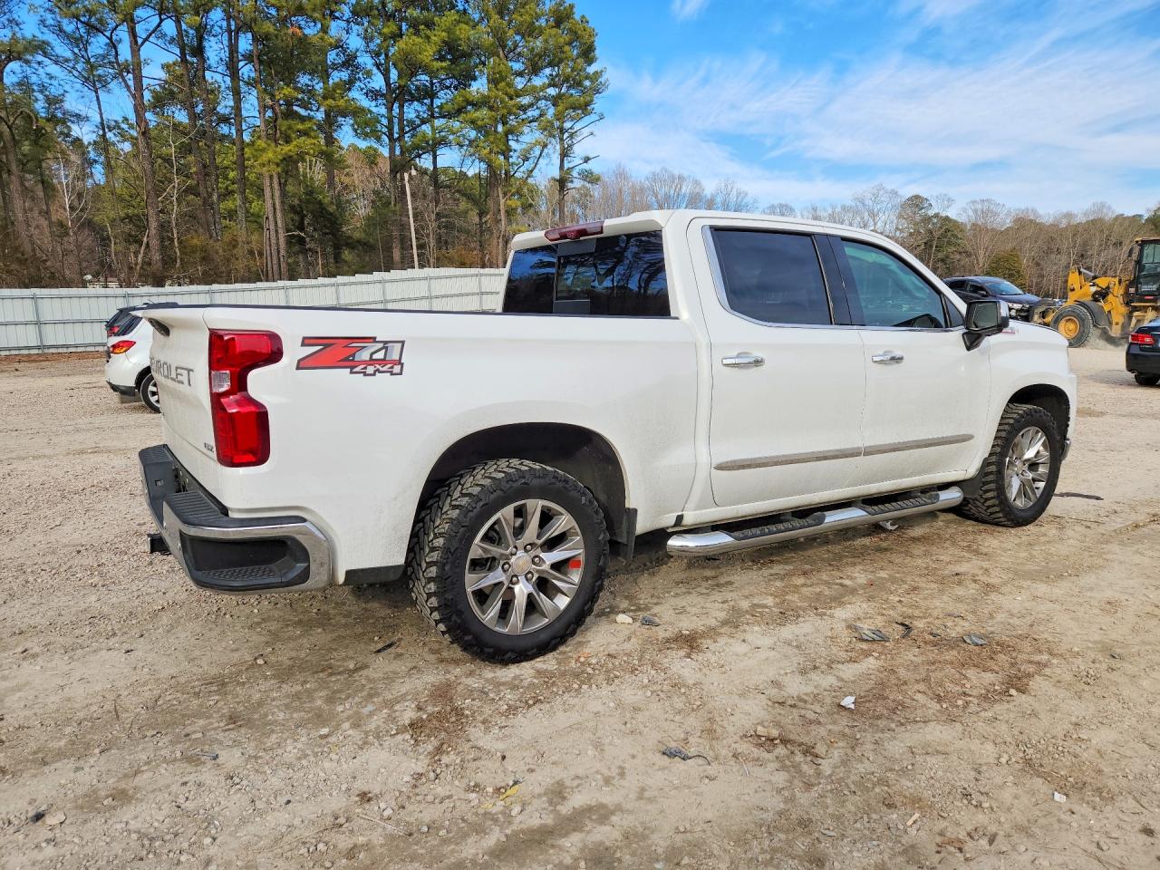 2021 CHEVROLET SILVERADO K1500 LTZ photo 3