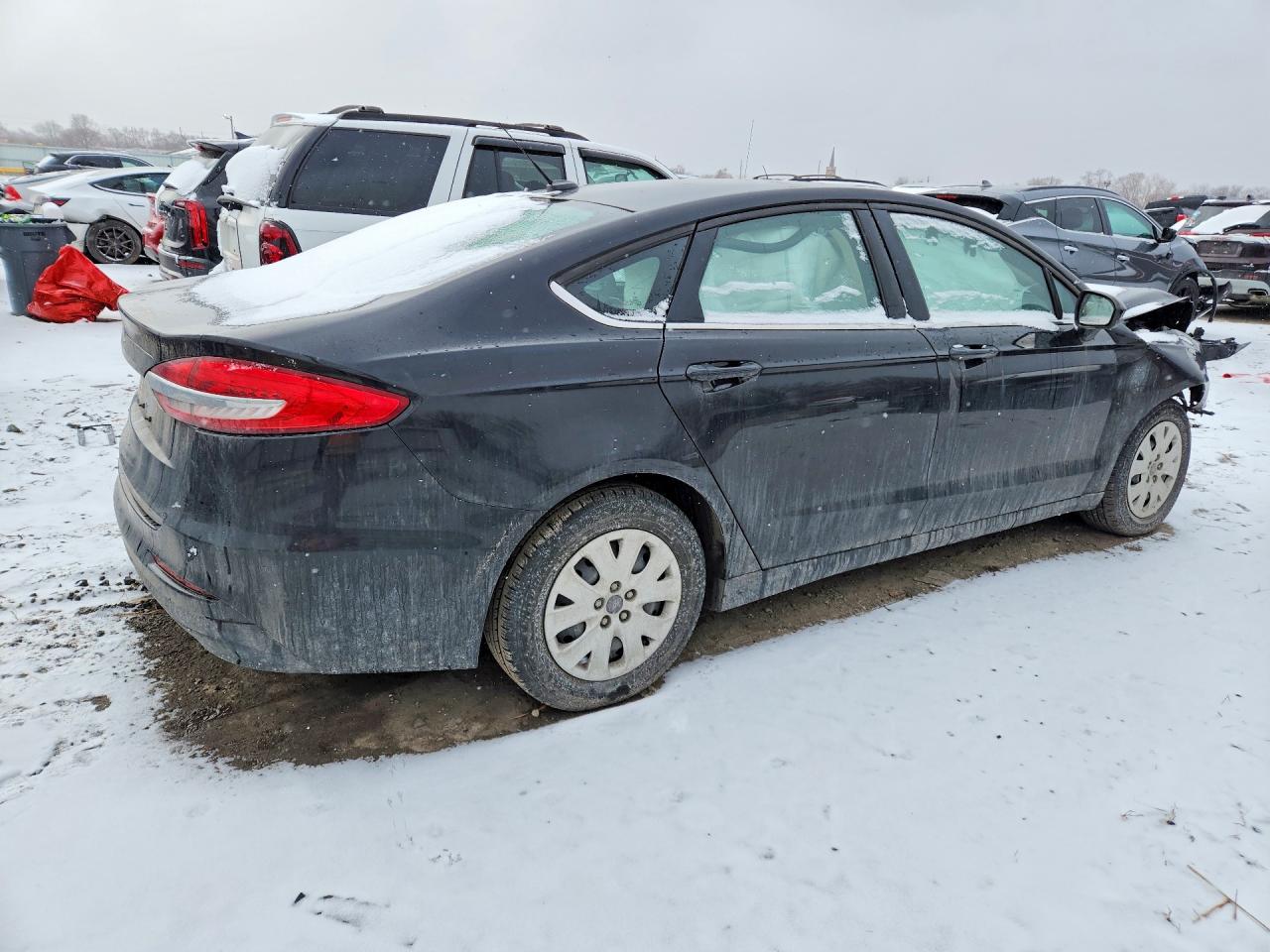 2019 FORD FUSION S photo 3