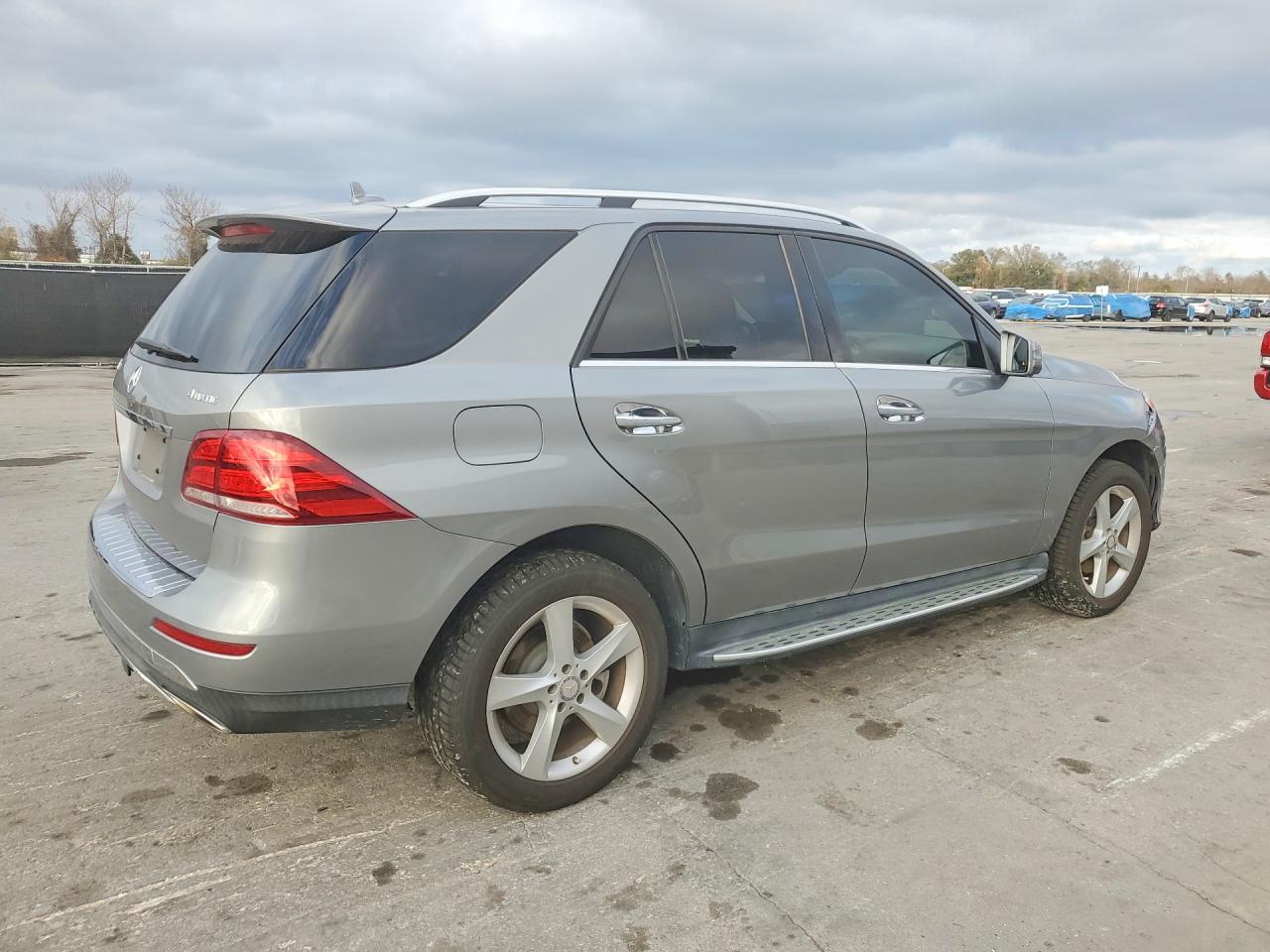 2016 MERCEDES-BENZ GLE 350 4MATIC photo 5