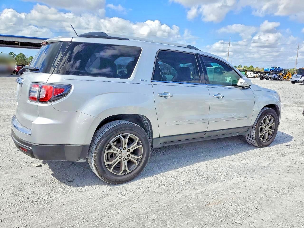 2015 GMC ACADIA SLT-1 photo 7