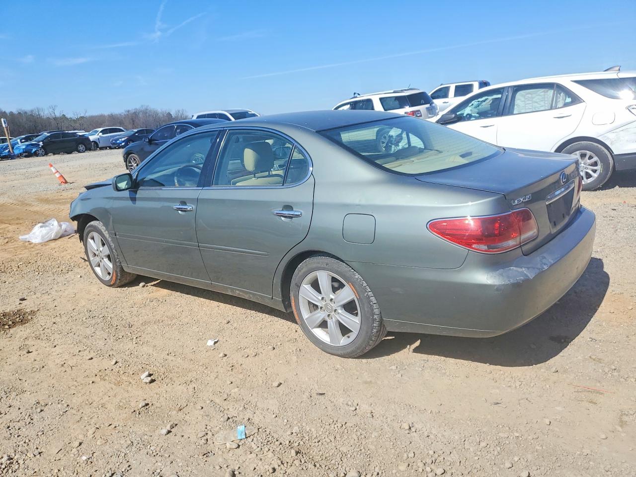 2005 LEXUS ES 330 photo 2