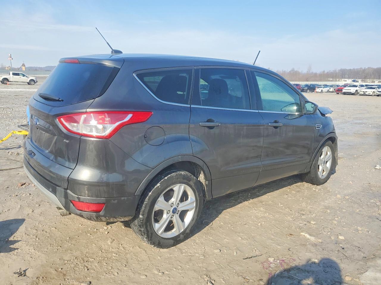 2016 FORD ESCAPE SE photo 3