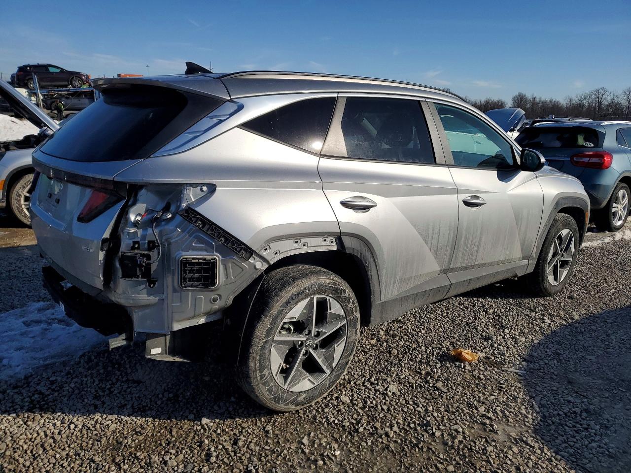 2025 HYUNDAI TUCSON SEL photo 3