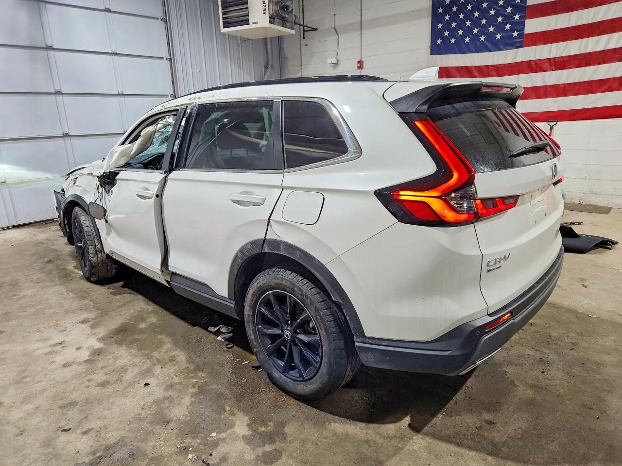 2024 HONDA CR-V SPORT-L photo 2