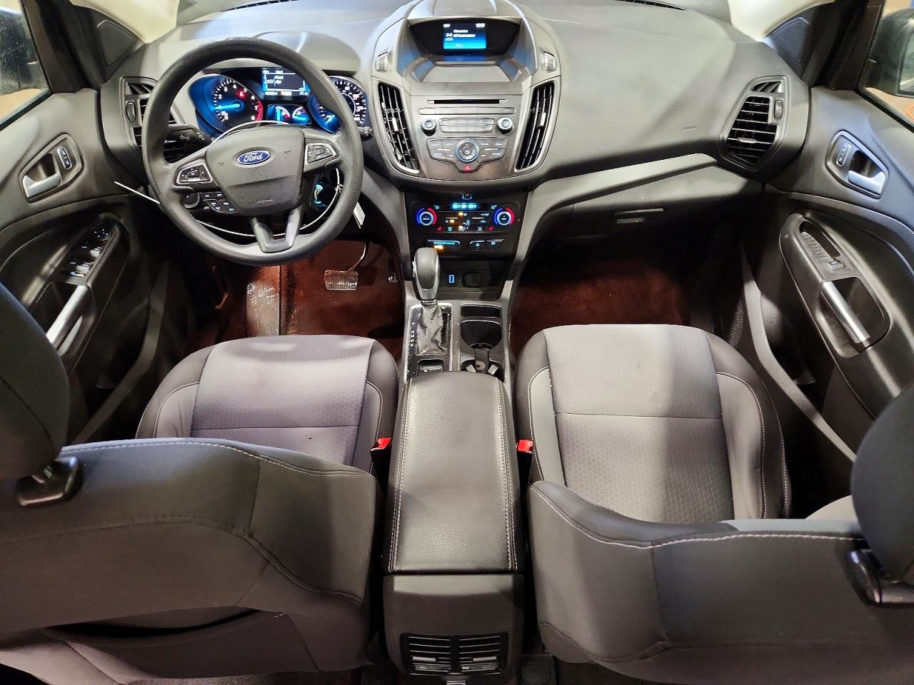 2018 FORD ESCAPE SE photo 8