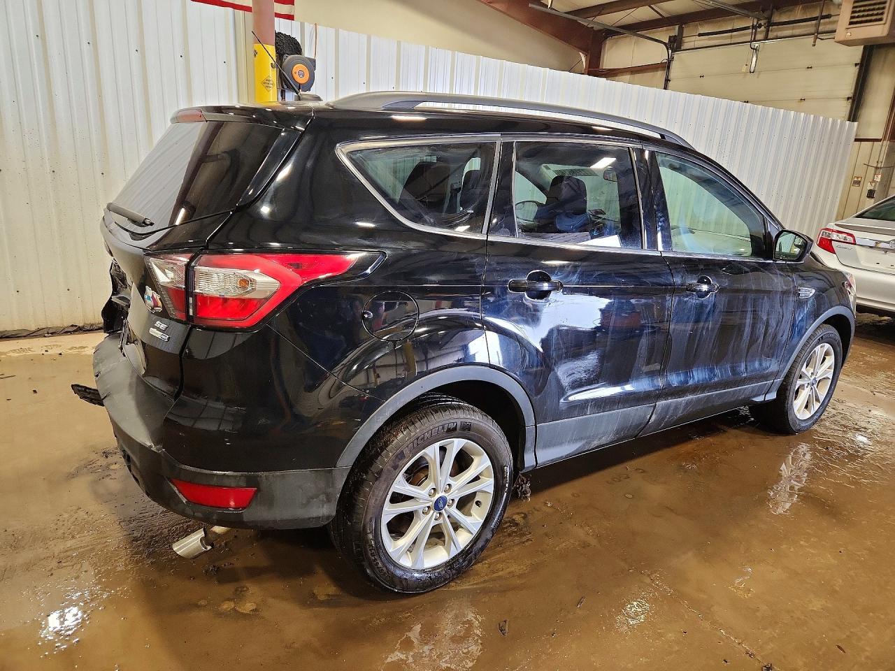 2018 FORD ESCAPE SE photo 3