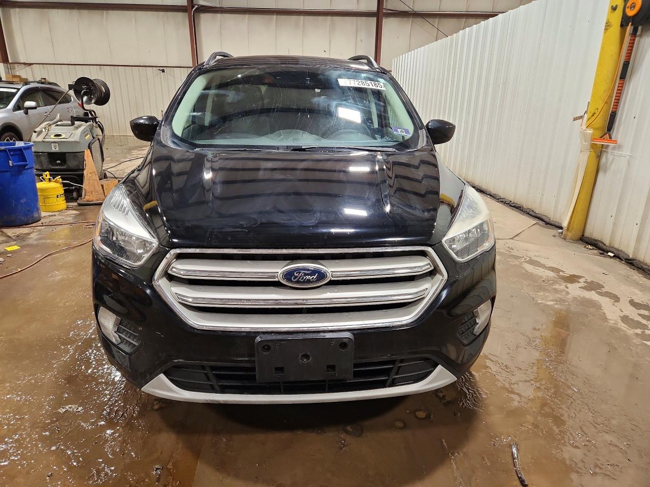 2018 FORD ESCAPE SE photo 5