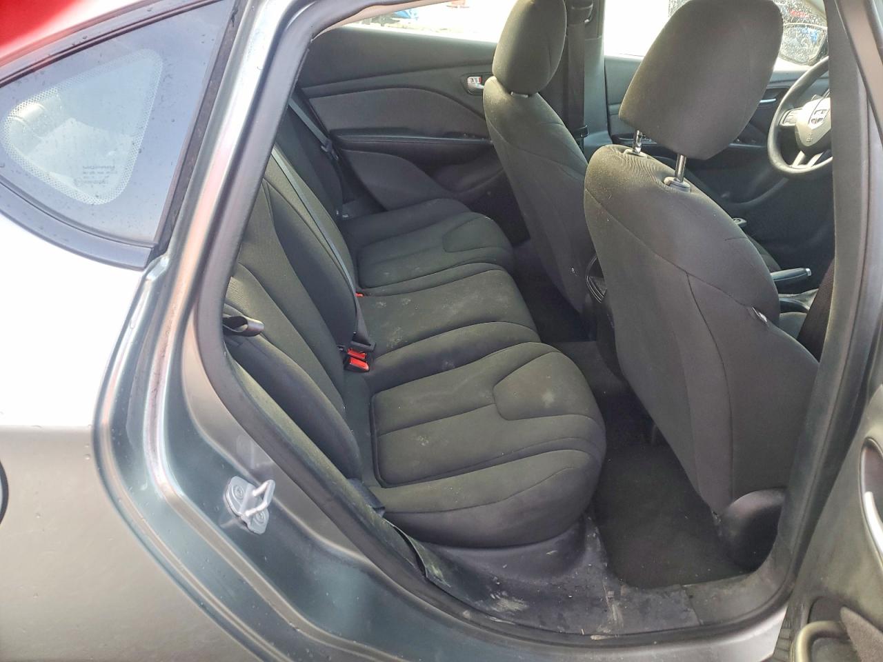 2013 DODGE DART SE photo 19