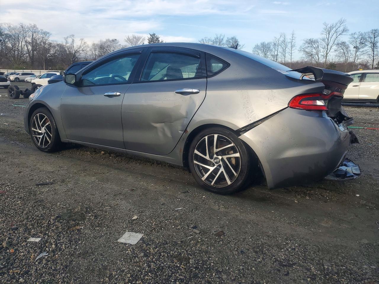 2013 DODGE DART SE photo 3
