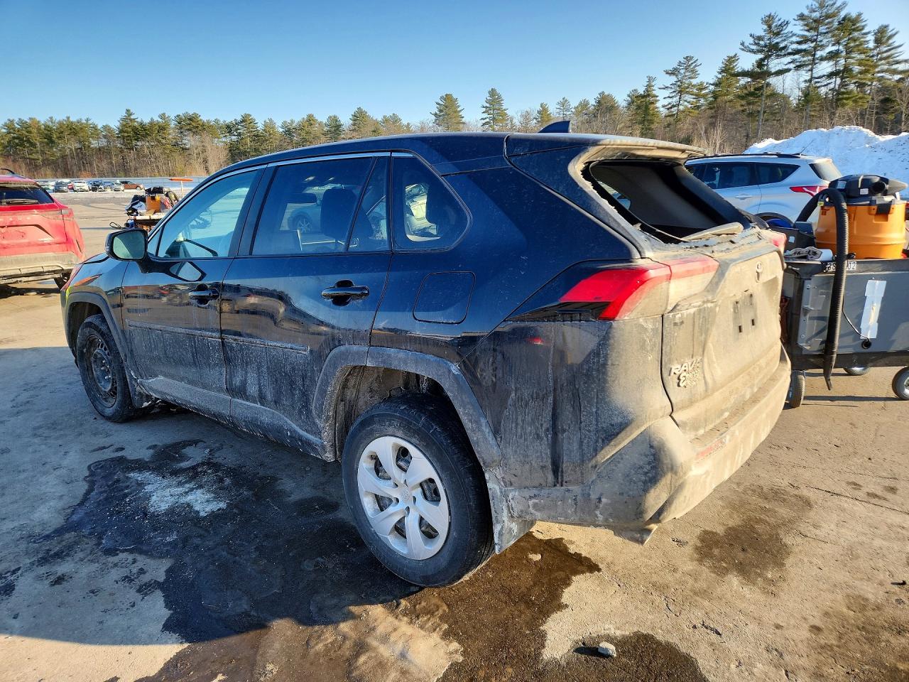 2025 TOYOTA RAV4 LE photo 3