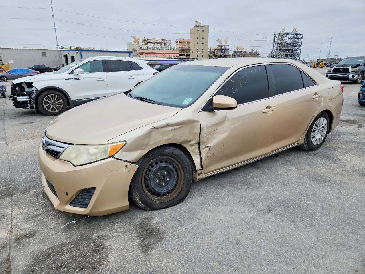 2012 TOYOTA CAMRY