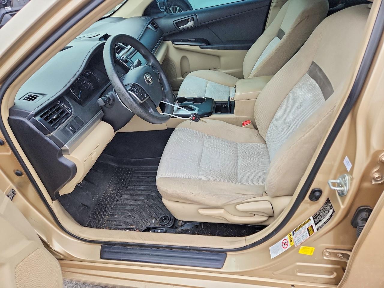 2012 TOYOTA CAMRY BASE photo 19