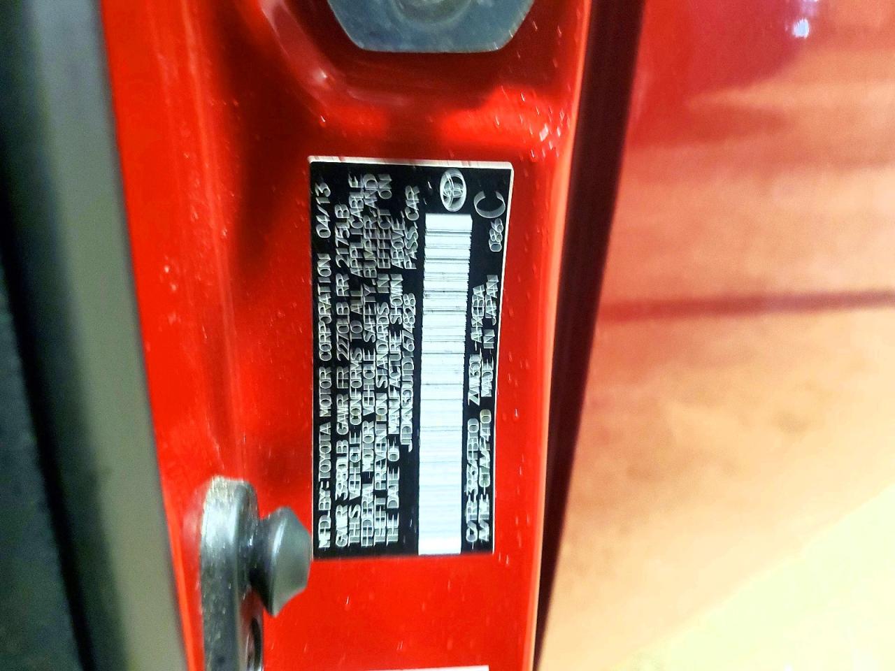 2013 TOYOTA PRIUS photo 23