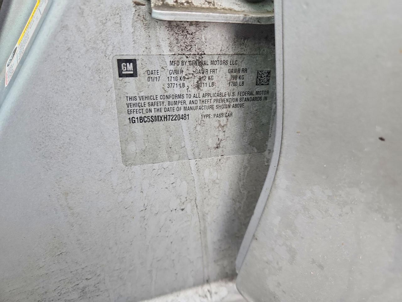 2017 CHEVROLET CRUZE LS photo 34
