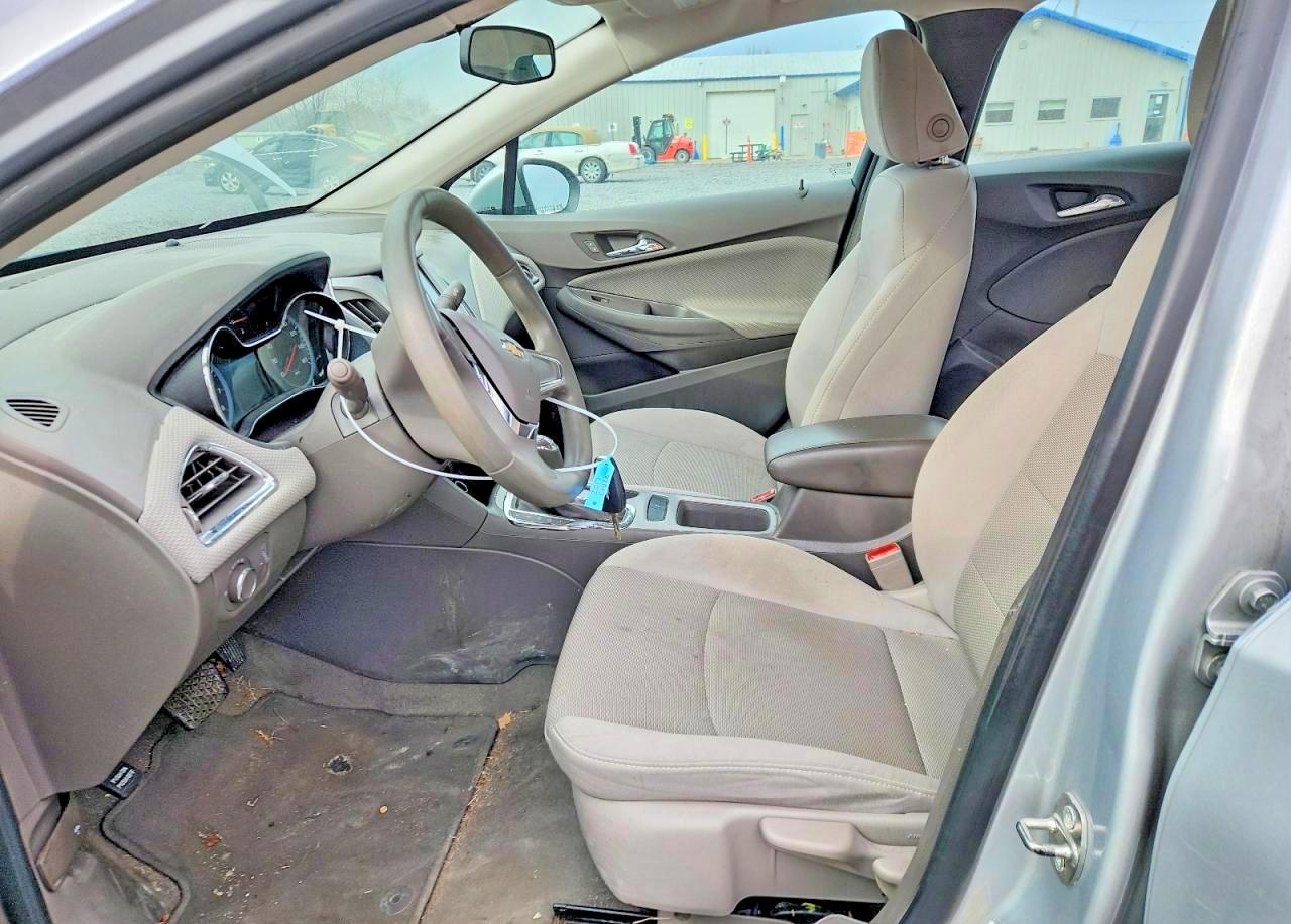 2017 CHEVROLET CRUZE LS photo 19