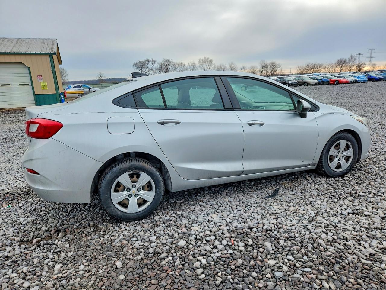 2017 CHEVROLET CRUZE LS photo 7